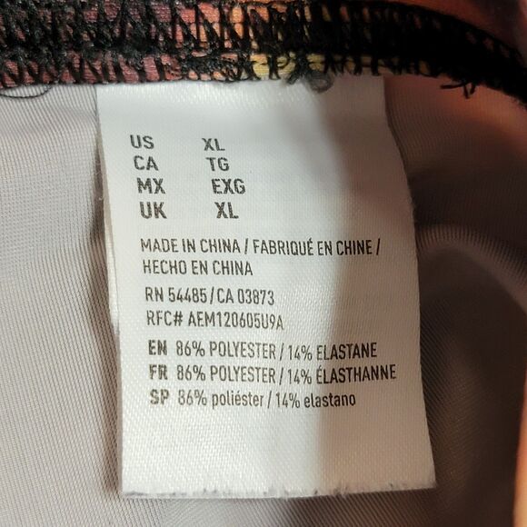 American Eagle Outfitters Leggings Night City Scenery Graphic - Size XL - Picture 4 of 4